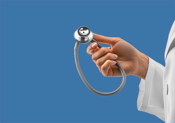 Doctor holding a stethoscope symbolizing personalized concierge medical care at Longevité Collective in Southeast Florida